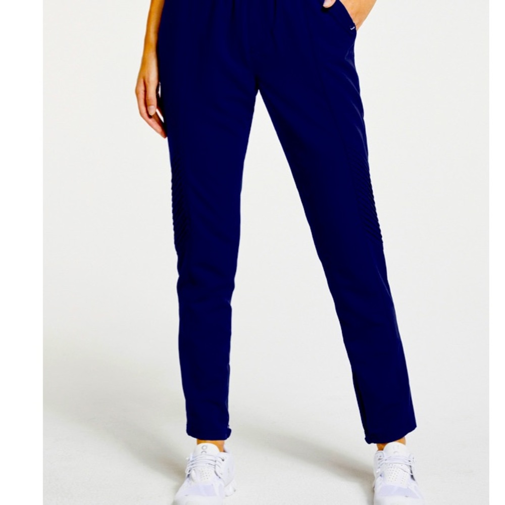 Brand new Jaanuu Scrub Pants